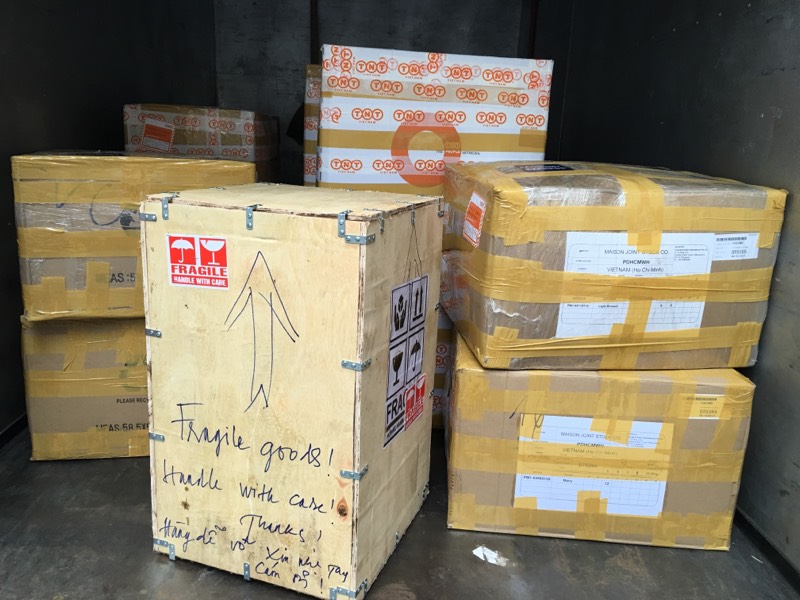 Công ty gửi quà tặng, hàng quá ký, hàng hành lý đi nước ngoài.