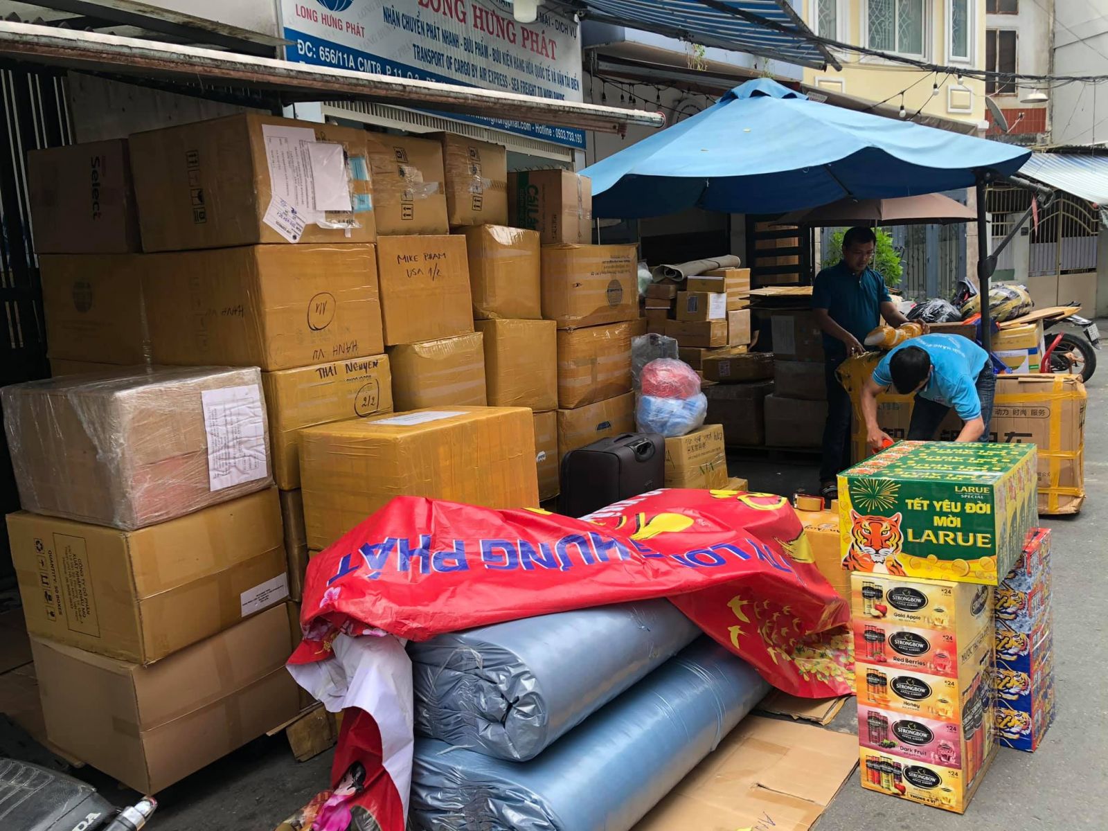 gửi hàng xách tay đi Philippines