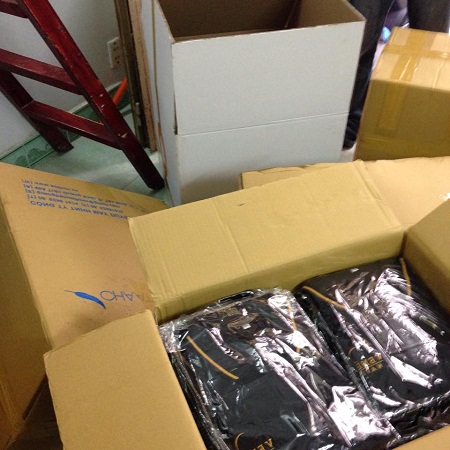 Gửi balo, túi xách từ mỹ về Việt Nam