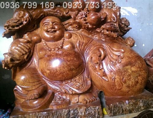 Tượng gỗ đức phật di lạc