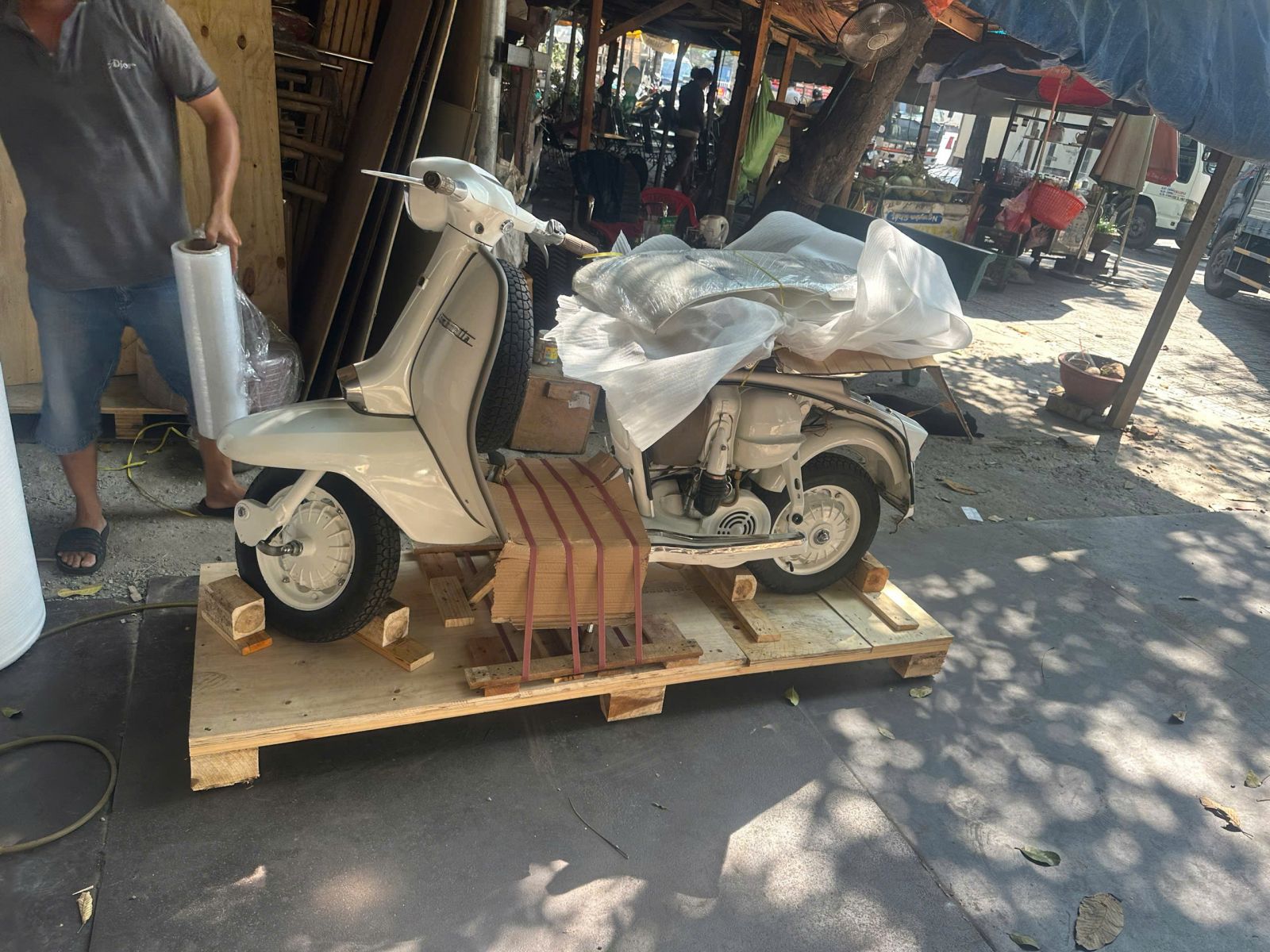 Bảng giá cước gửi hàng đi Cộng Hòa Séc